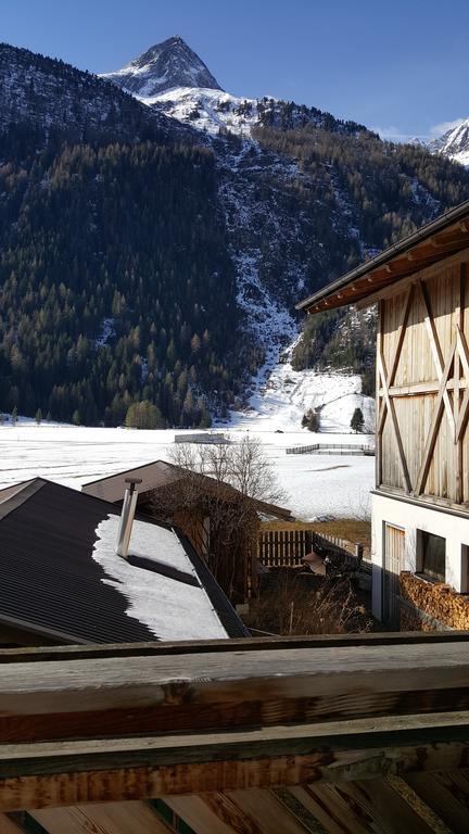 Bauernhof Kuen Villa Längenfeld Esterno foto